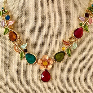 statement necklace multi color flower, colorful flowers statement necklace, vintage style chunky necklace, retro necklace multi color